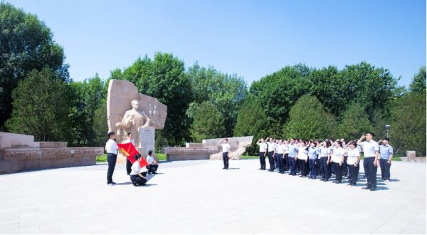 开云手机官方网站组织开展“践行八项规定 永葆清廉本色”主题党日活动